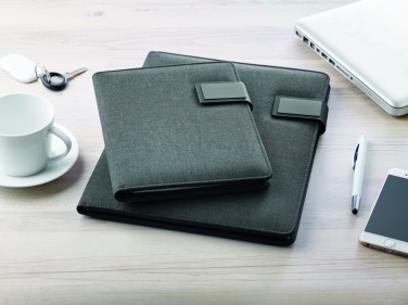 Лого трейд бизнес-подарки фото: Папка с аккумулятором